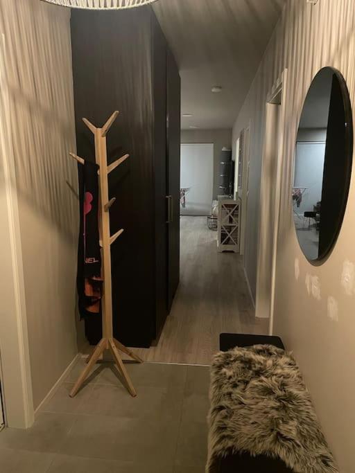 Beautiful Apartment Near Airport Njarthvik 외부 사진