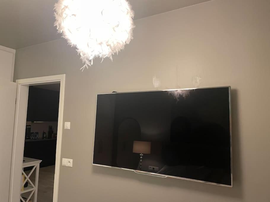 Beautiful Apartment Near Airport Njarthvik 외부 사진