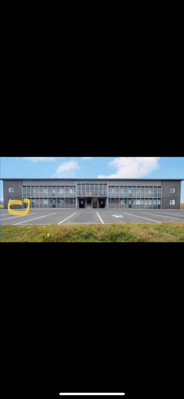 Beautiful Apartment Near Airport Njarthvik 외부 사진